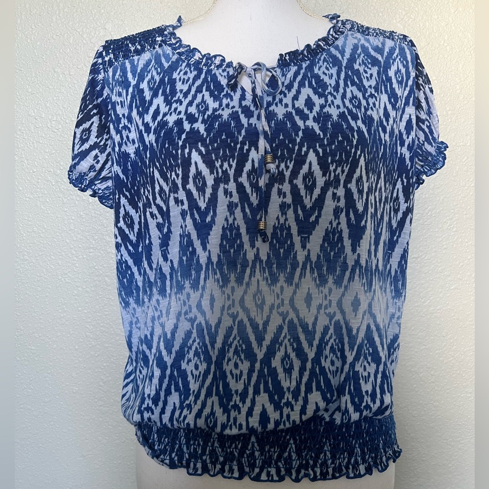 Faded Glory Blouse Size: Medium (8-10)